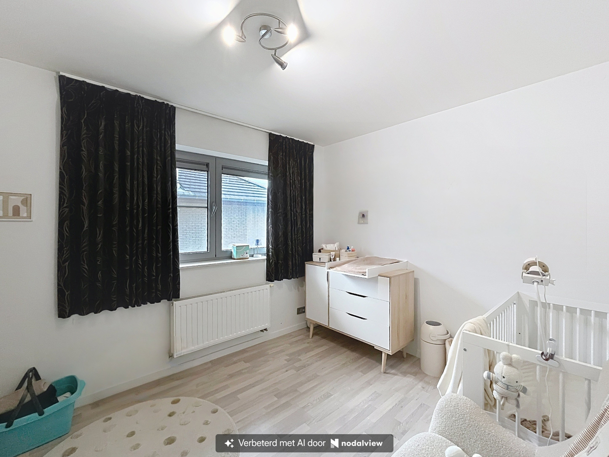 Instapklare halfopen woning met tuin 