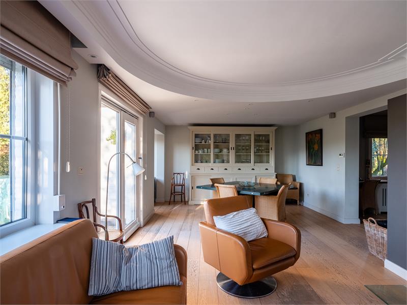 VERKOCHT!! Prachtige, rustig gelegen villa met zwembad 