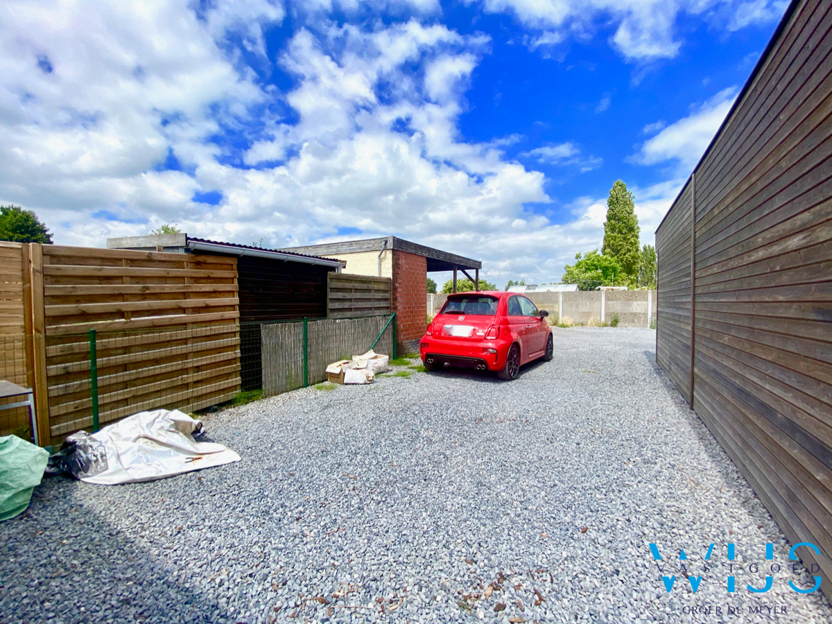 Instapklaar woonhuis met tuin te centrum WAARSCHOOT ! 