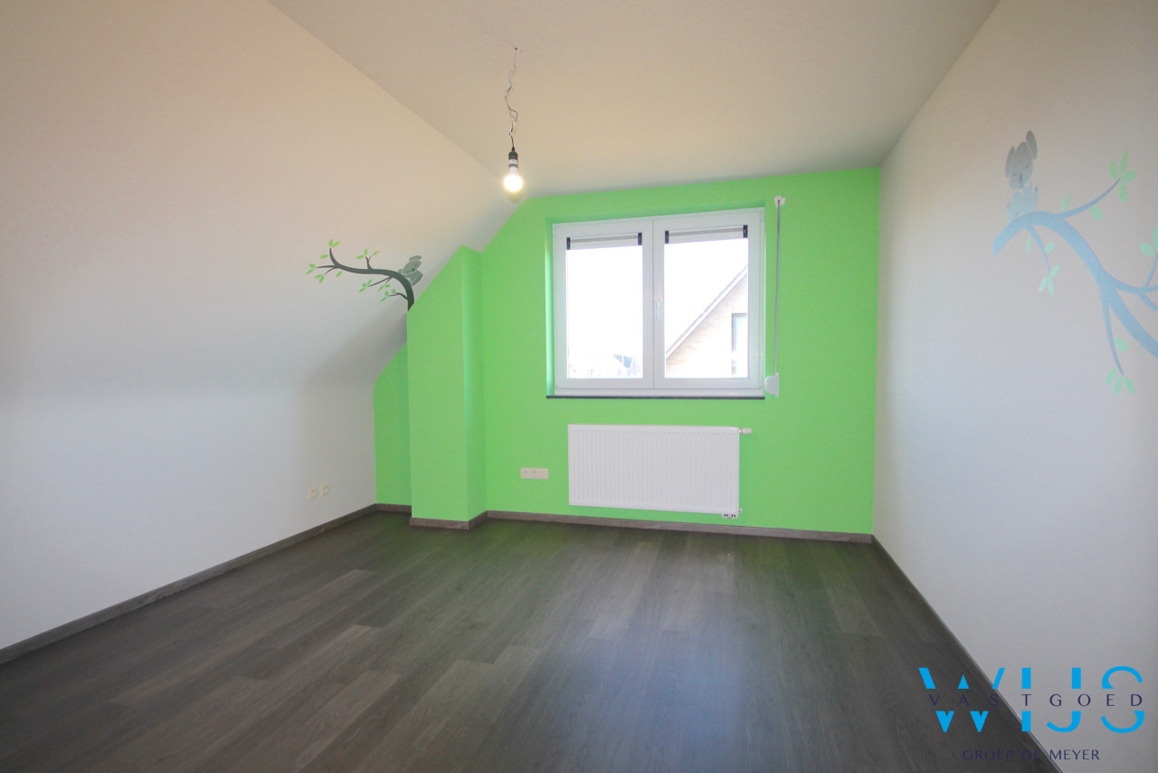 Landelijk gelegen tijdloos woonhuis te Ertvelde ! 