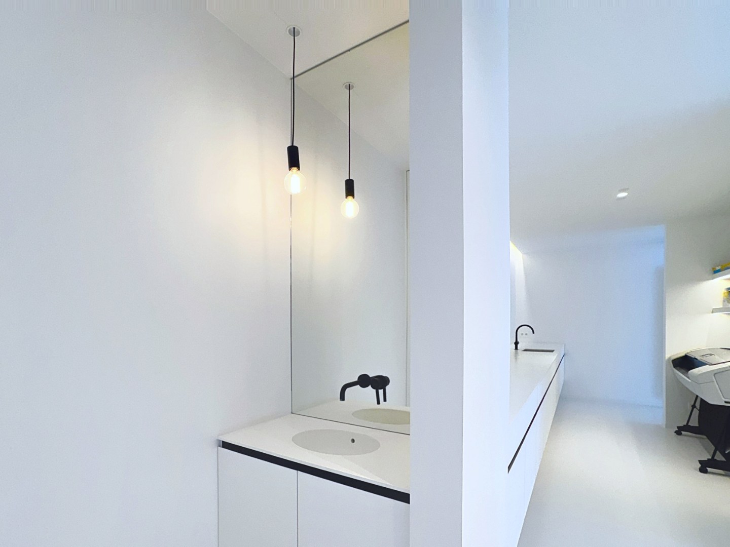 Prachtig kantoor gelegen in de Dorpsstraat te Koekelare 