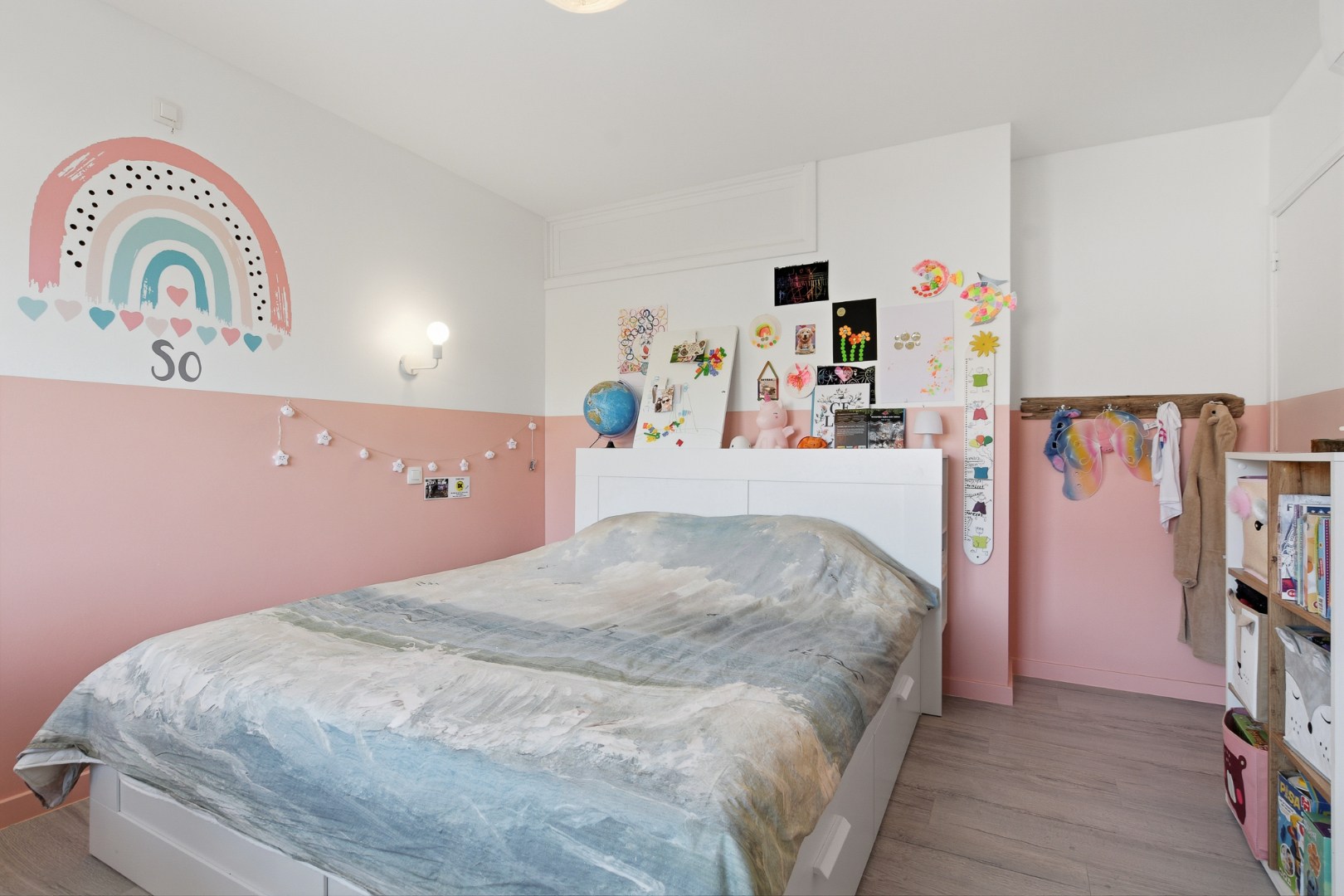 Gerenoveerde bel-etagewoning met garage, tuin en 3 slaapkamers te Blankenberge! 