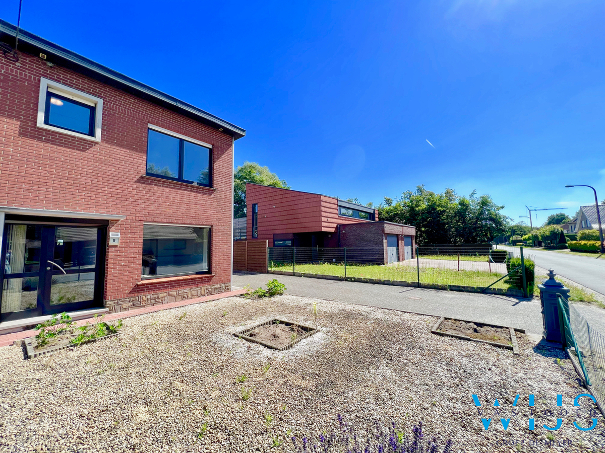 Ruim woonhuis op een zeer rustige locatie in Ertvelde ! 