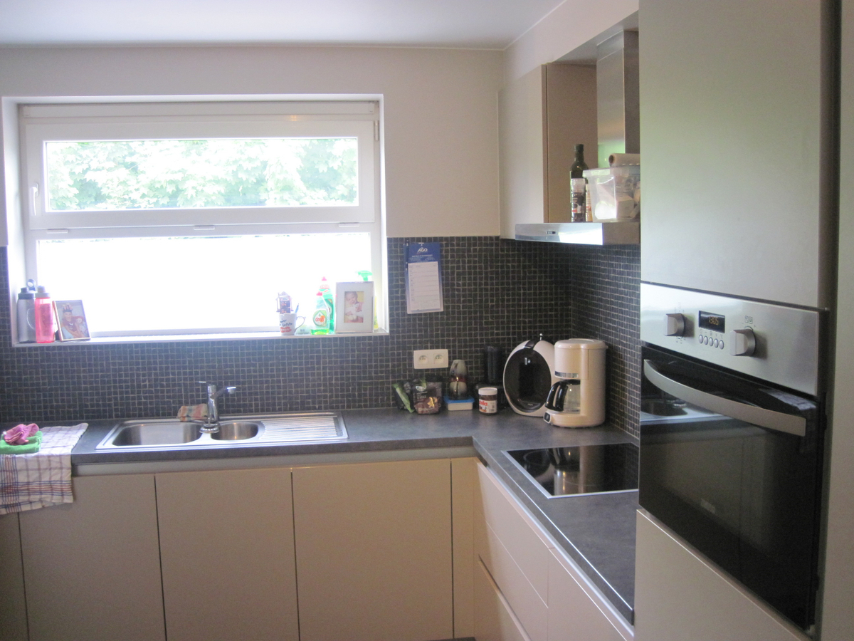 Recent vernieuwde rijwoning nabij de Schelde. 