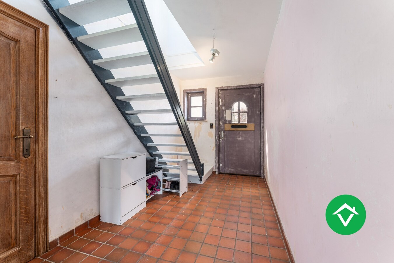 Landelijke gezinswoning met rustige ligging, 3 slaapkamers en een inpandige garage 