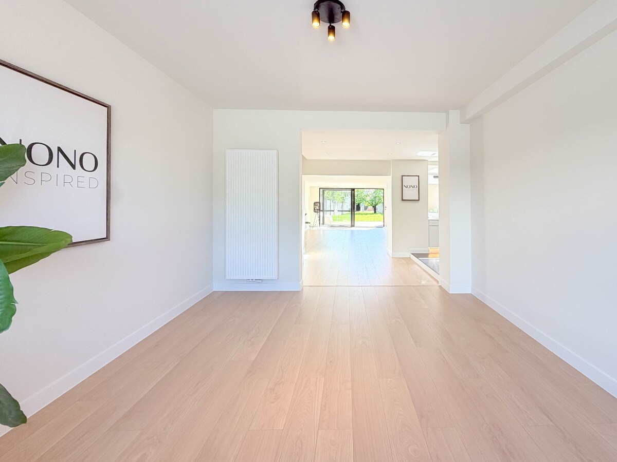 Prachtige ruime woning met grote zonnige tuin !    **** NONO INSPIRED **** 