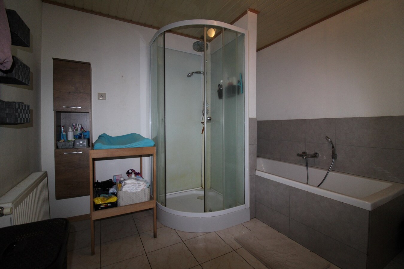 Zeer rustig gelegen open bebouwing op een prachtig perceel 