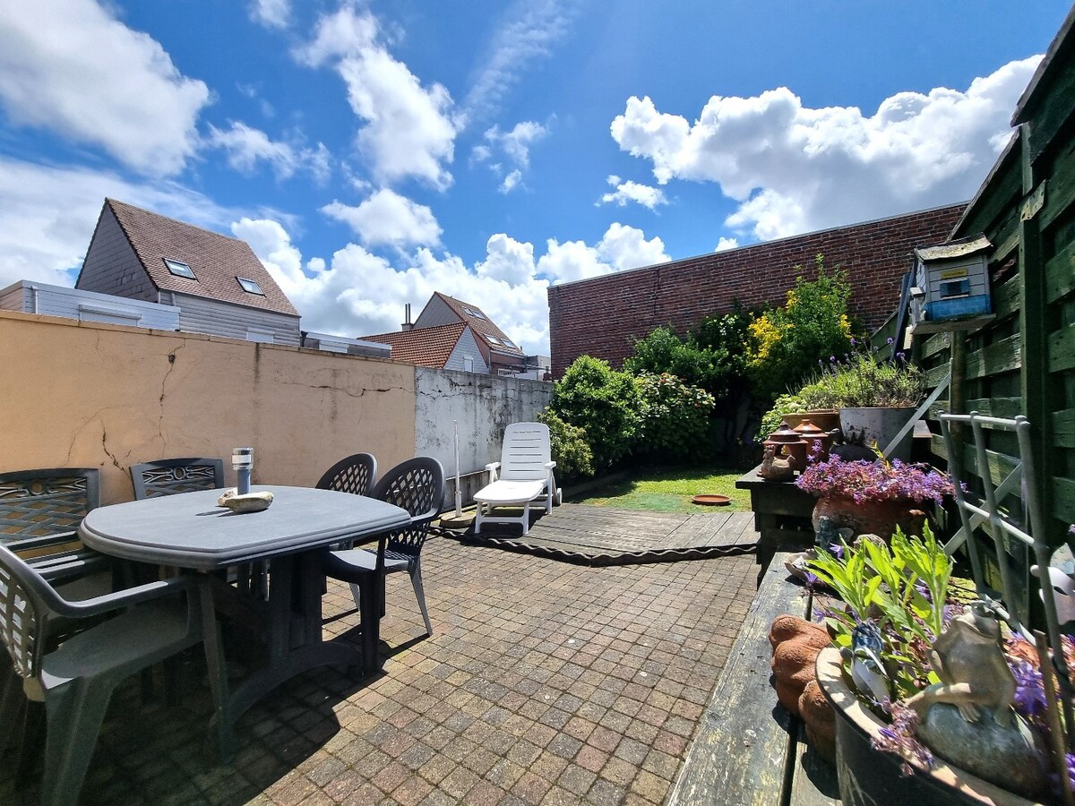 Centraal gelegen woning met leuke tuin te Knokke 