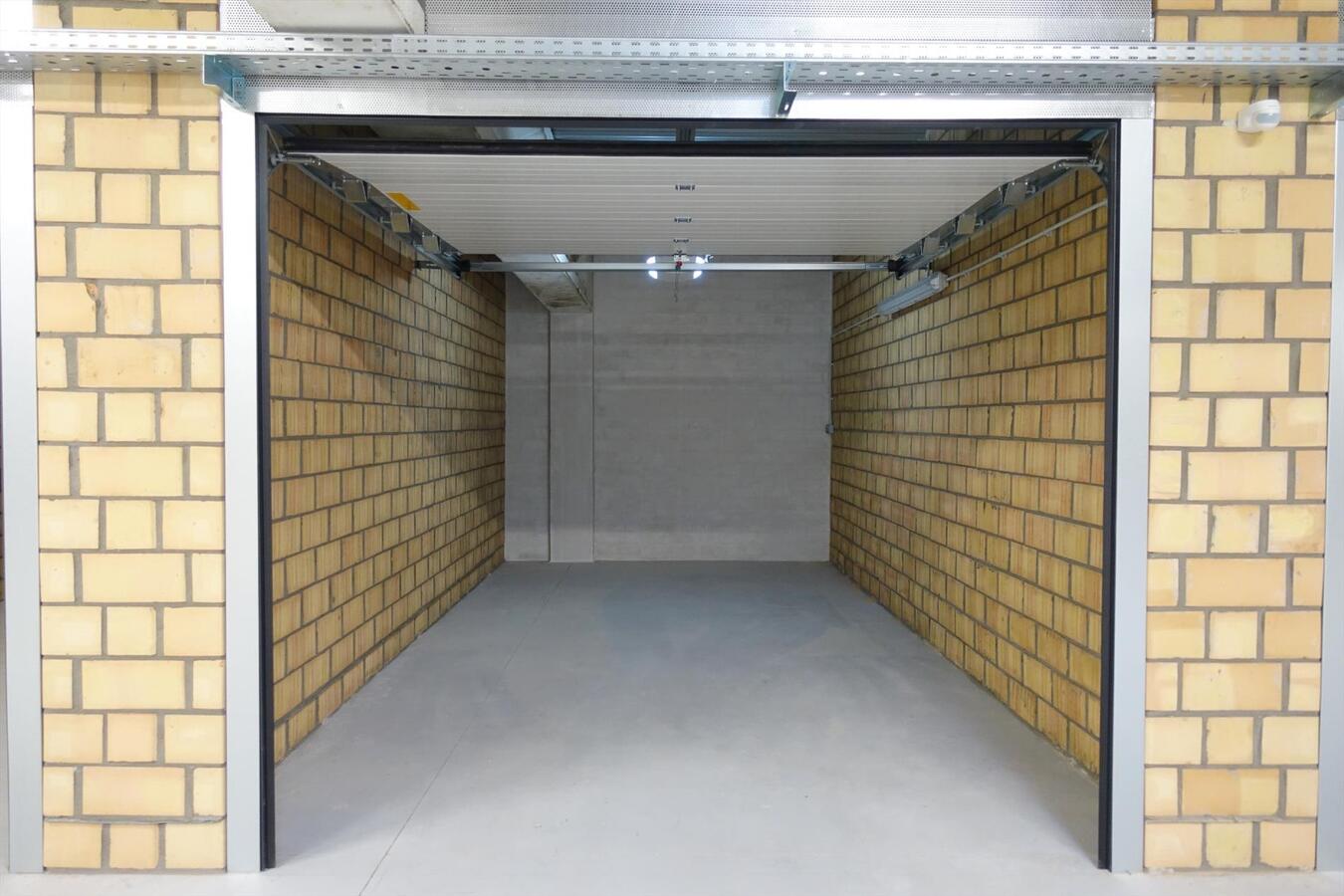 Prachtig nieuwbouwappartement met garage 