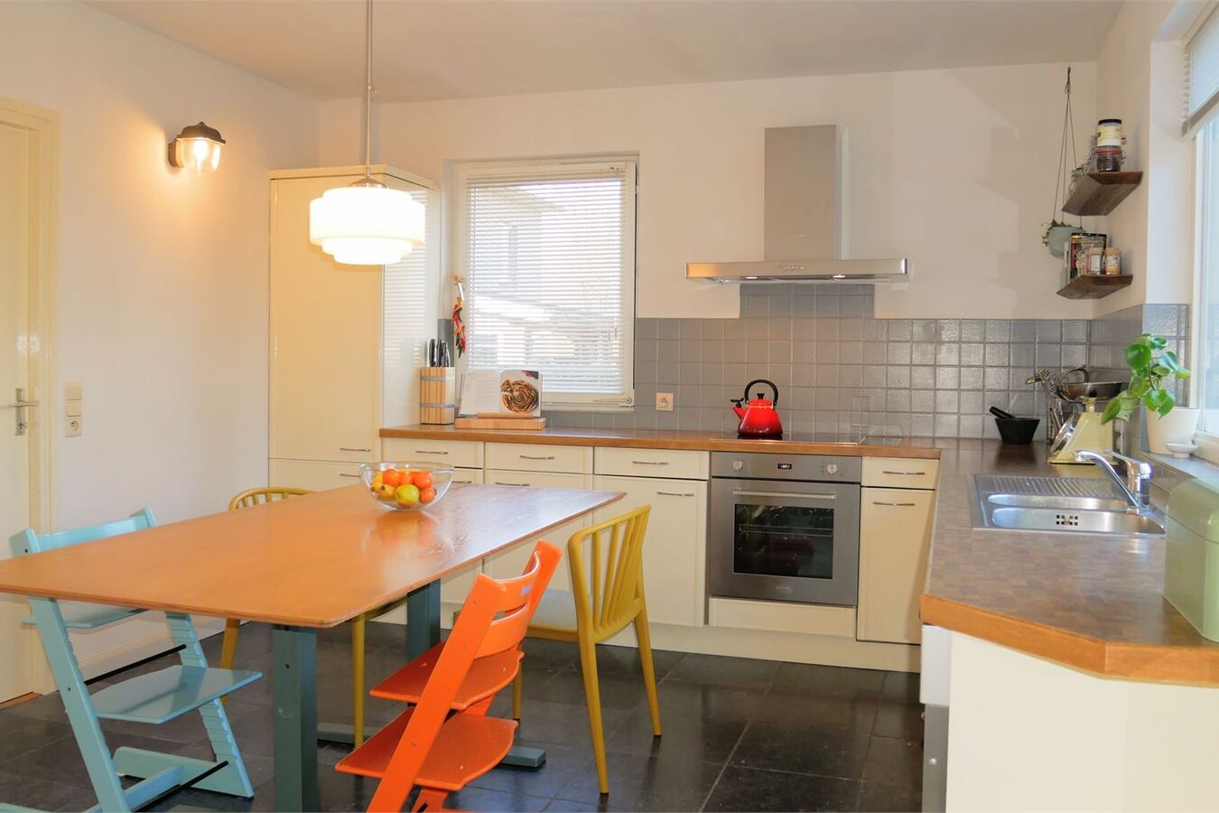 Tof gerenoveerde woning op 1245 m² vlakbij Maastricht 