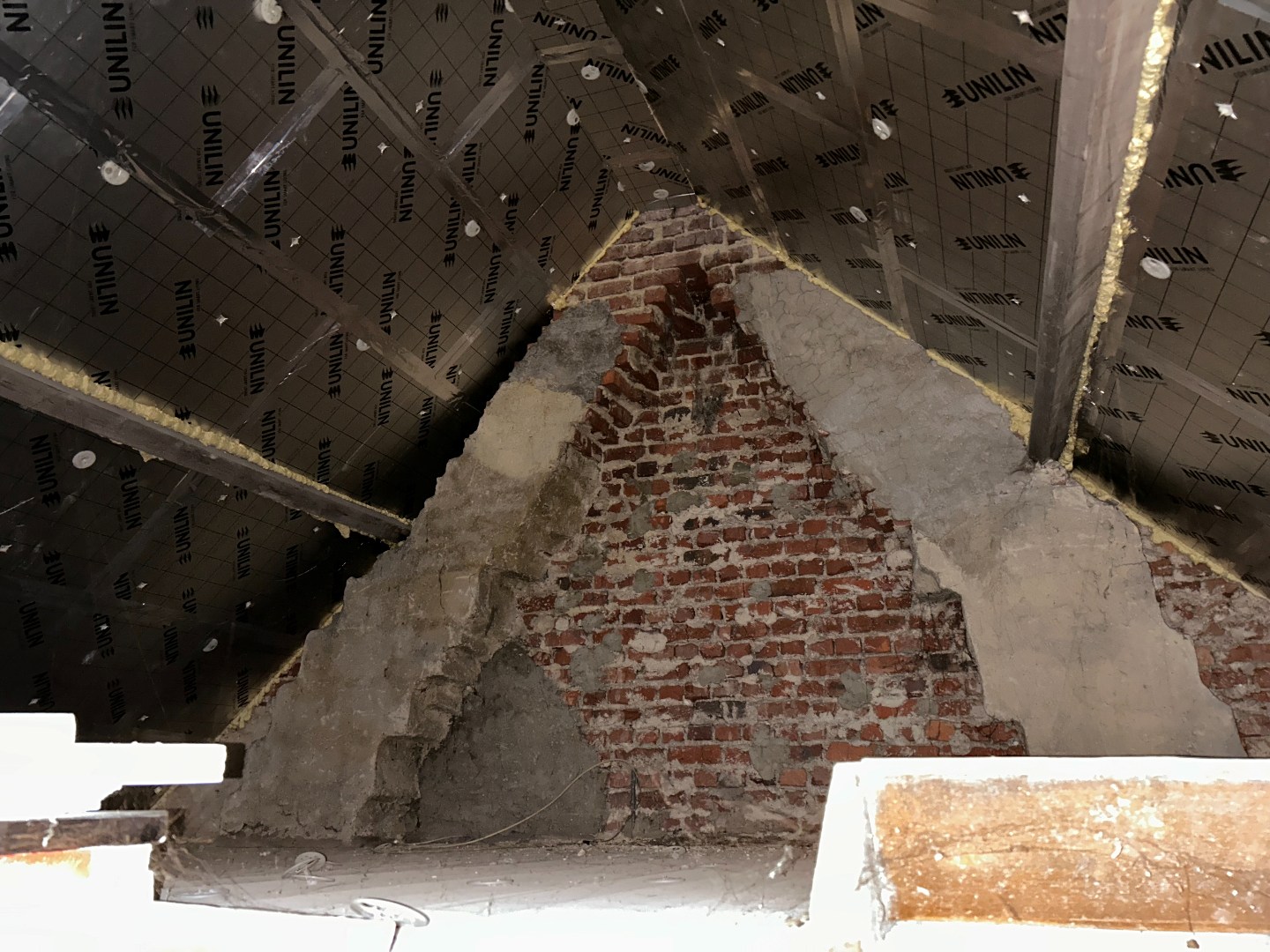 Woning met uitweg en tuin op 332m² 