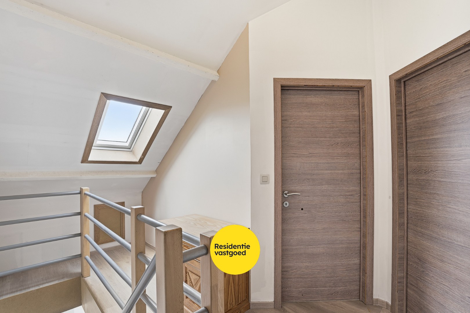 Instapklare halfopen bebouwing met 4 slaapkamers en EPC B te Eernegem 