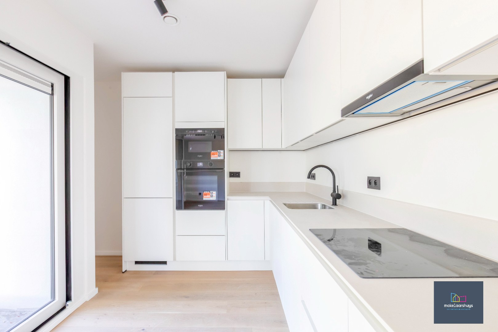 Penthouse met  3 slpk. en terras  nabij station Gent-Sint-Pieters 