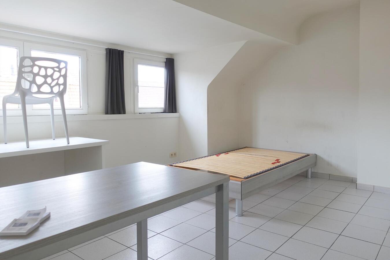 Gemeubelde studentenstudio in een rustige buurt 