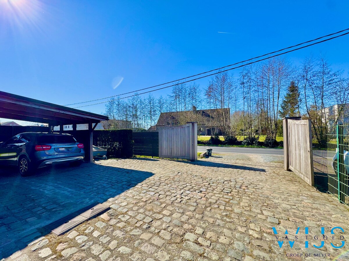 Prachtig woonhuis op schitterend perceel te DRONGEN ! 