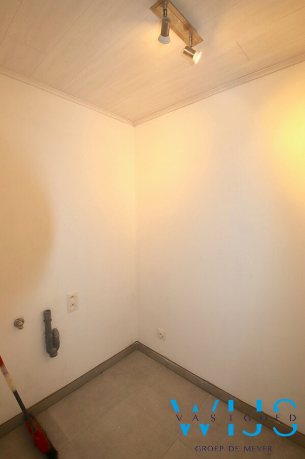 Gerenoveerd woonhuis met 3 slaapkamers te Zelzate ! 