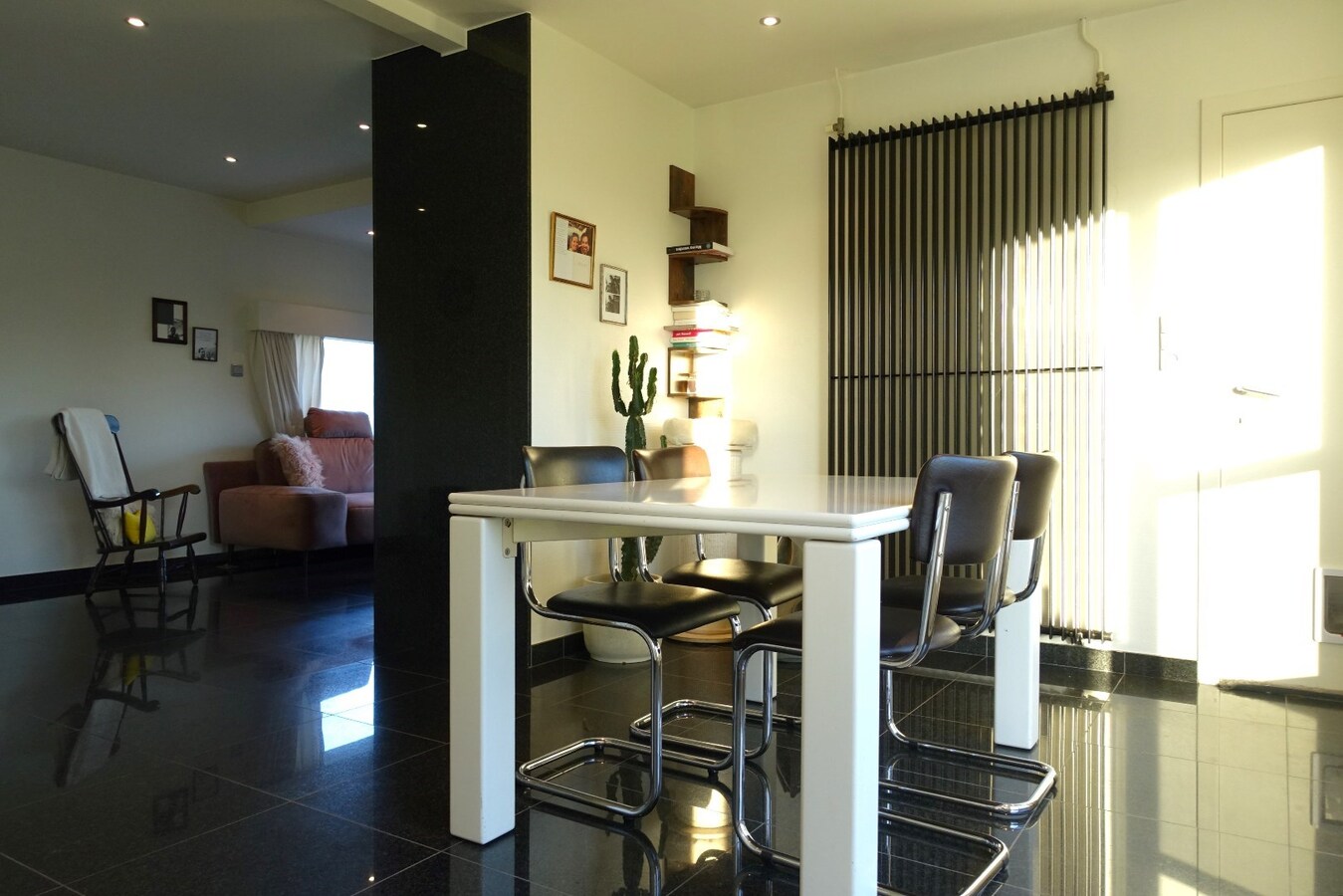 Uitzonderlijk gelegen woning in fermettestijl met bijgebouw (70m²) 