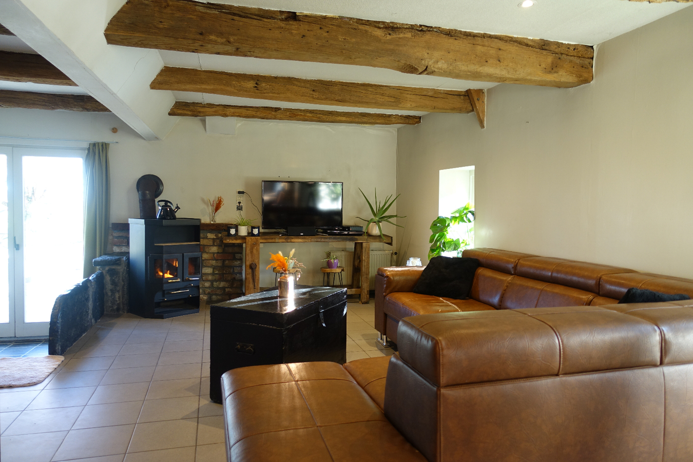 Unieke fermettewoning op rustige ligging 