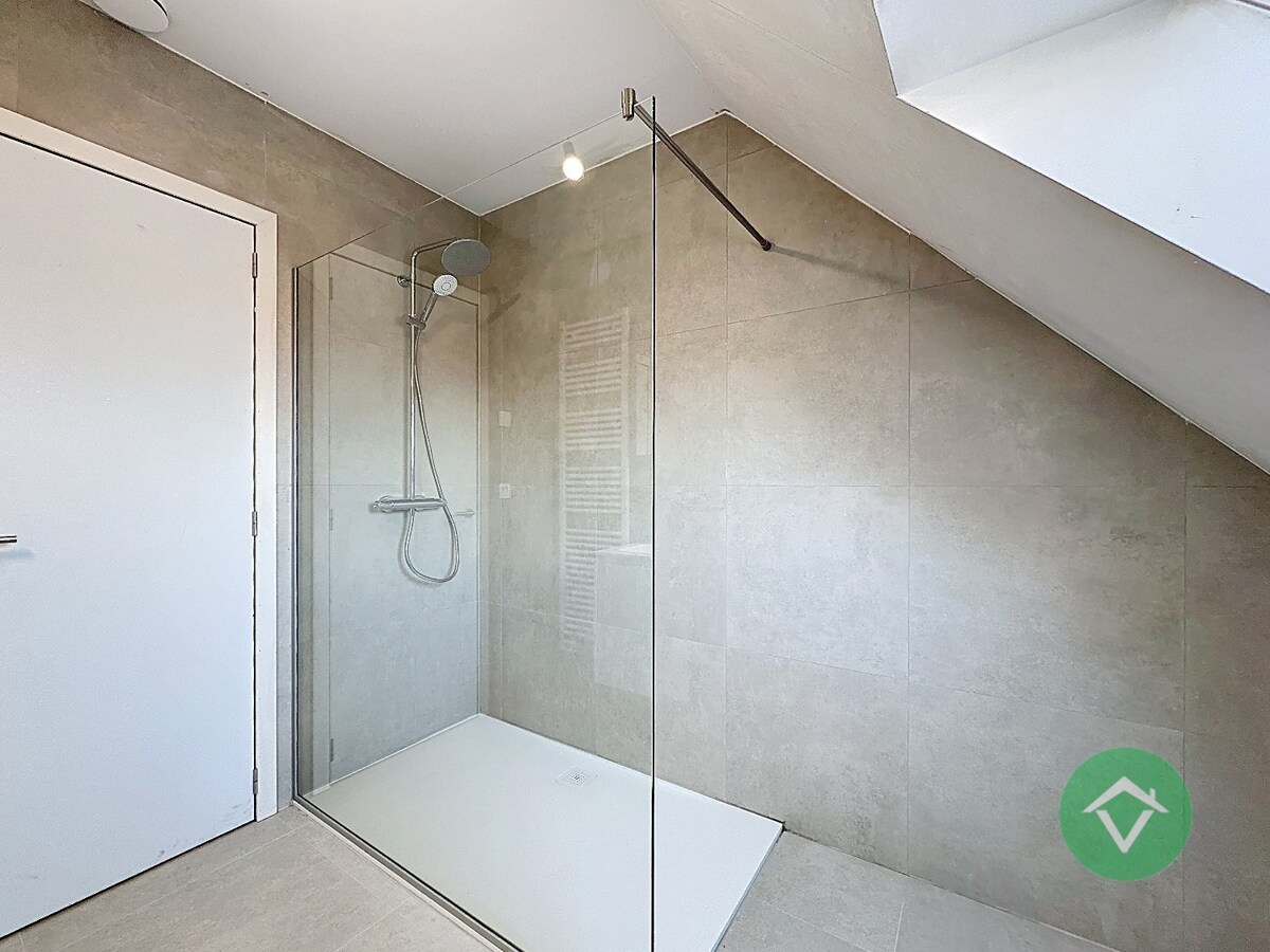 Nieuwbouwappartement met 2 slaapkamers en 1 terras in centrum Koekelare 