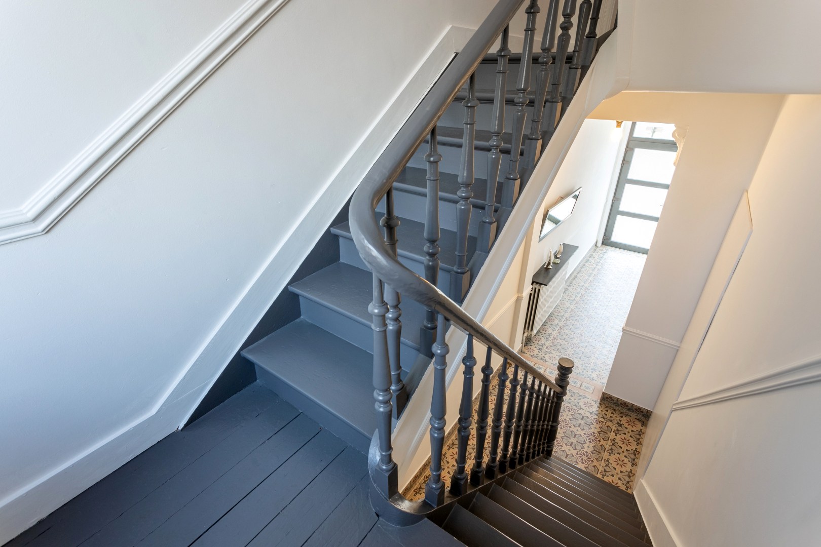 Handelshuis met woongedeelte, garage en tuin te Beersel 