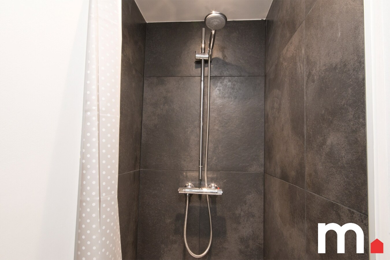 Centraal gelegen instapklare woning te Kortrijk ! 