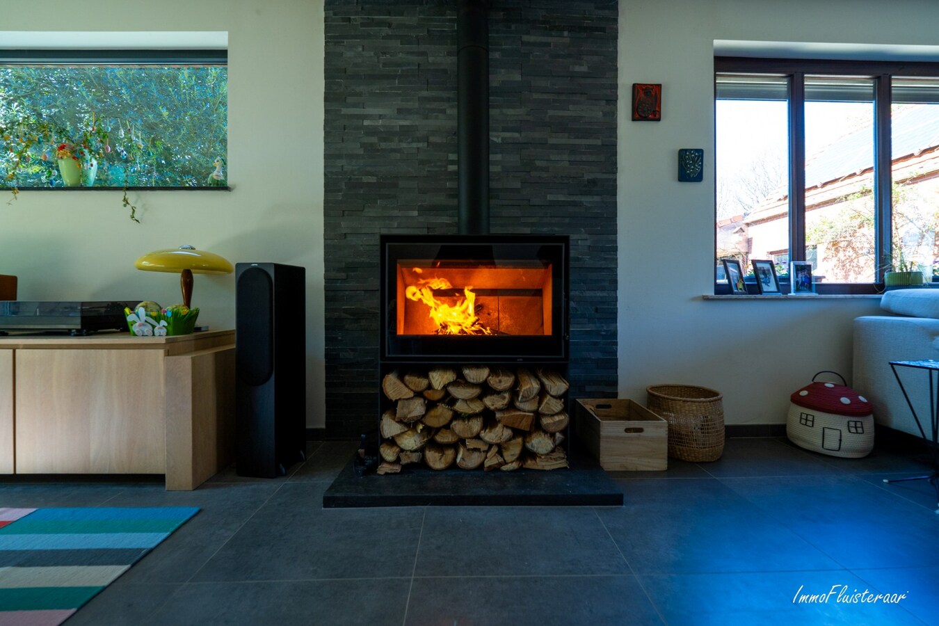 BEZOEKDAG OP 23 MEI VAN 10U TOT 14U. Landelijk gelegen woning met stallen en handig bijgebouw op ca. 7.025 m² (Optie aankoop extra aanpalend weiland van 5.735 m2) 