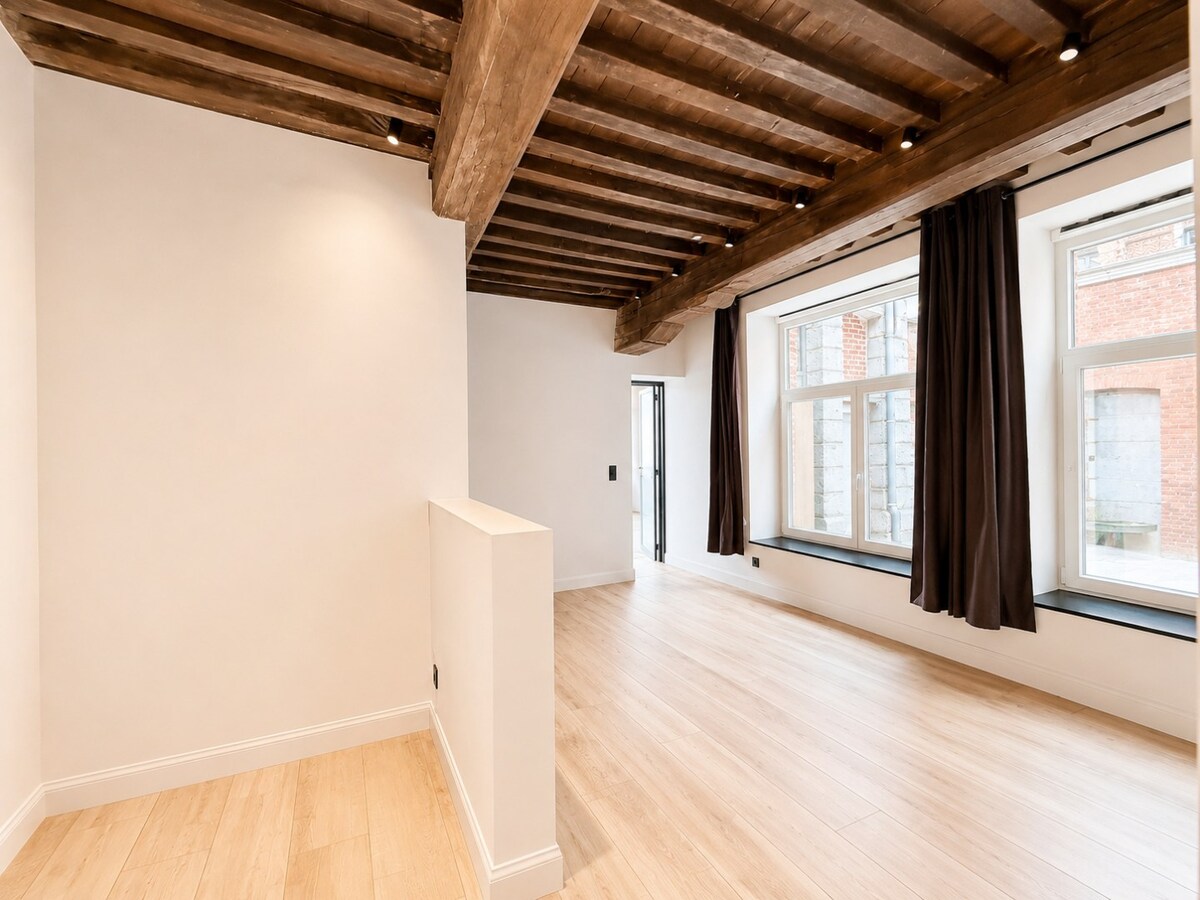 Duplex au charme d'une petite maison en plein coeur de Tournai ! 