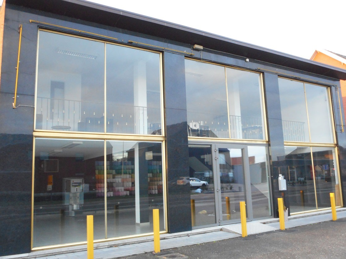 Verhuurd commerciële winkel - Heusden-Zolder