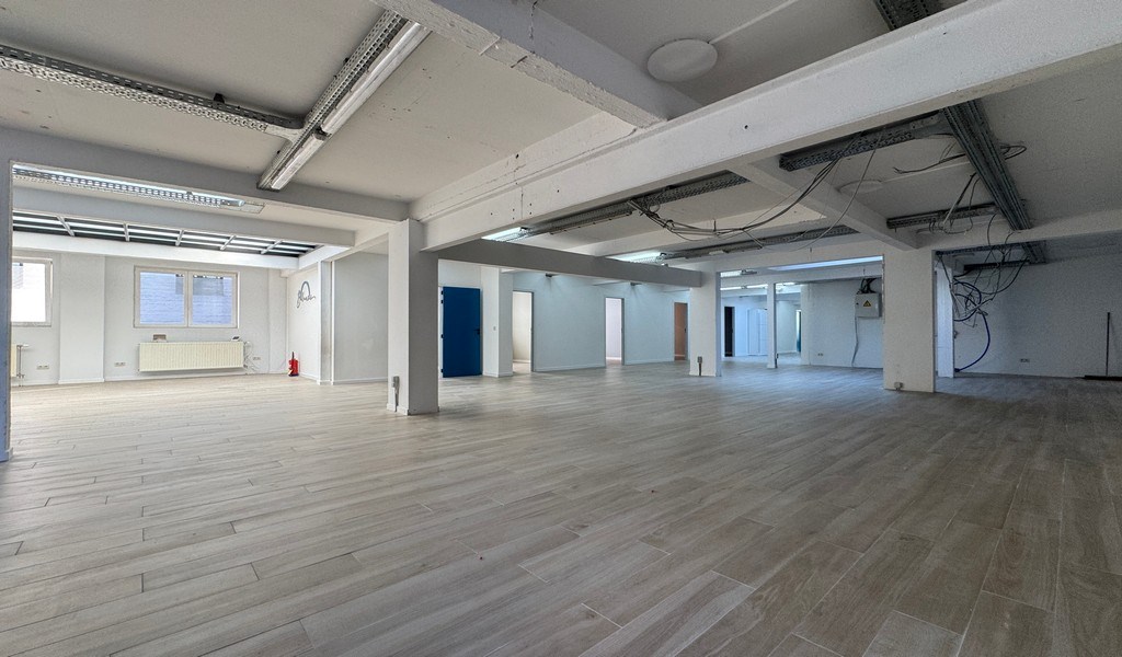 Vernieuwde kantoren te huur vlakbij Eilandje in Antwerpen