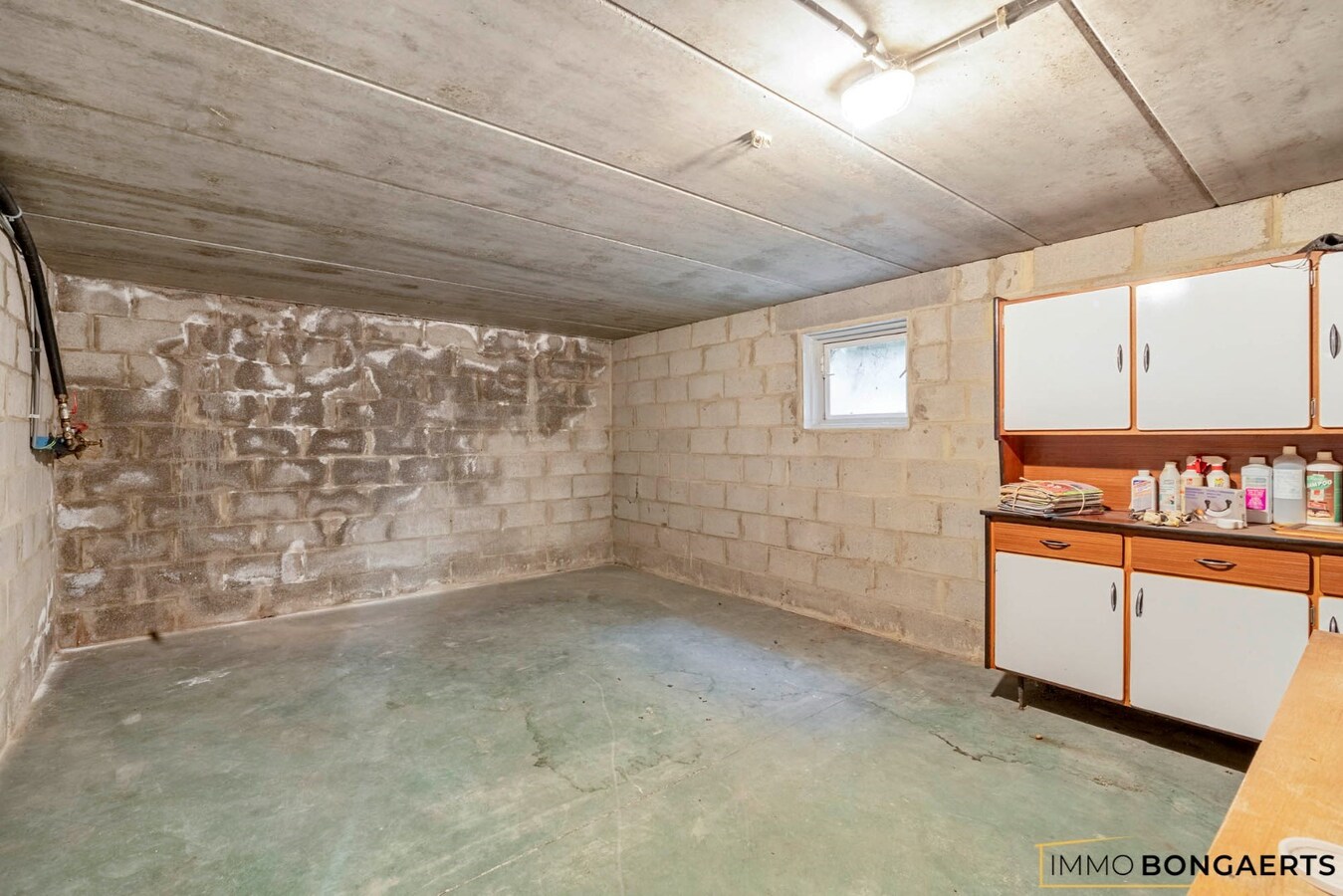 Ruime, rustig gelegen woning met drie slaapkamers 