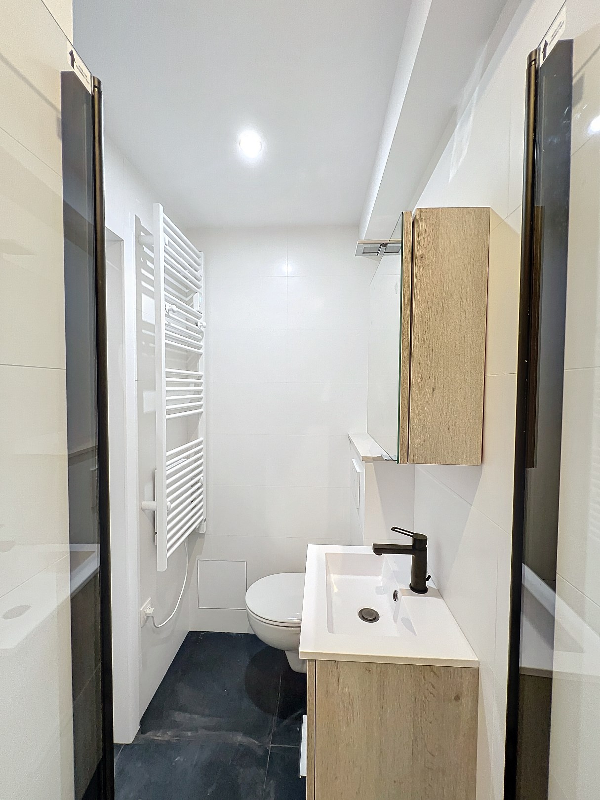 Stijlvol gerenoveerd 1-slaapkamerappartement met zeezicht op een toplocatie 