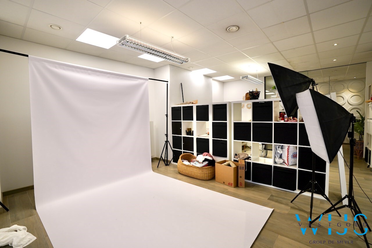 Multifunctioneel handelspand te centrum SLEIDINGE! 