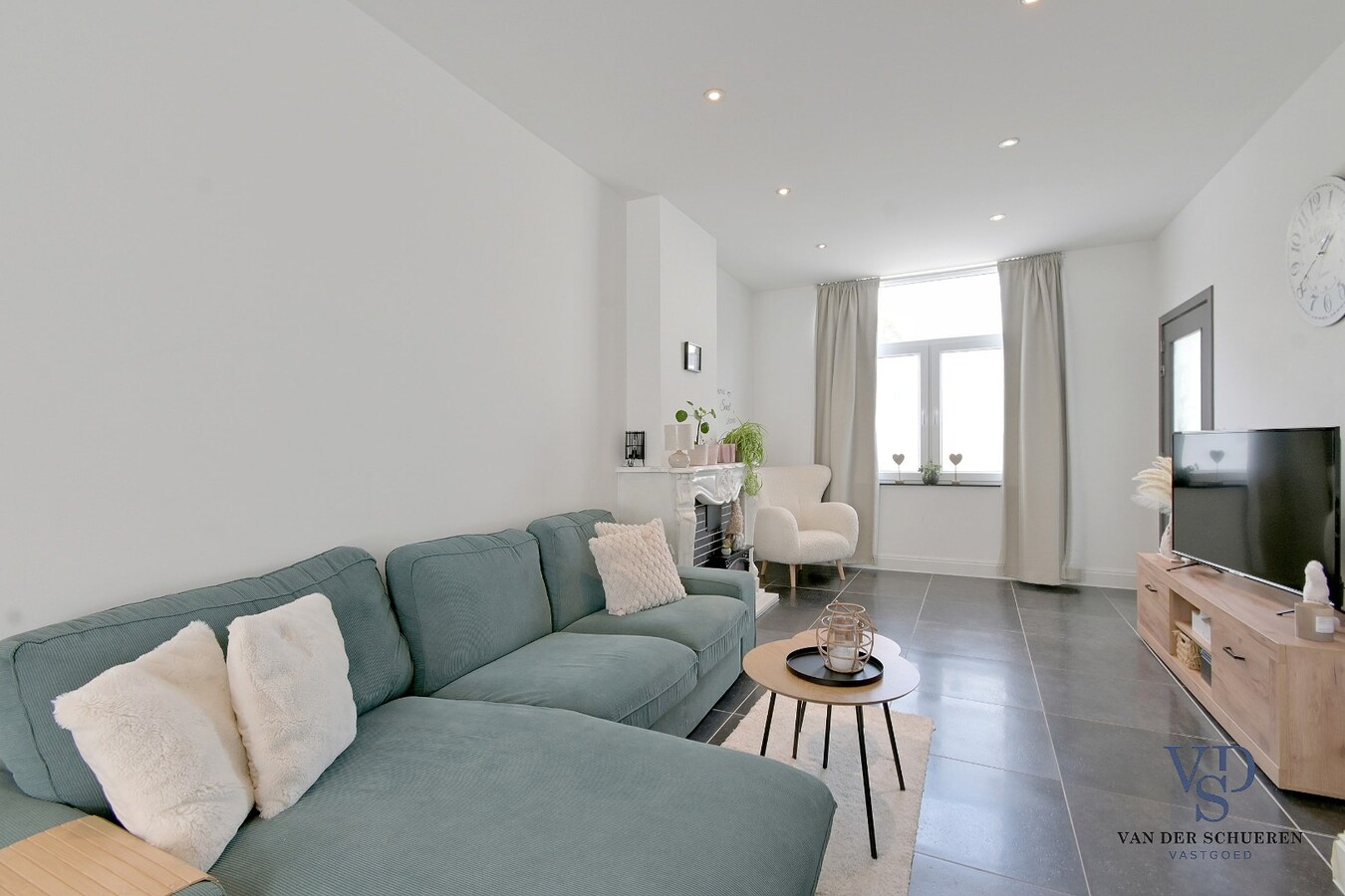 Comfortabele woning met tuin op topligging in Gavere. 