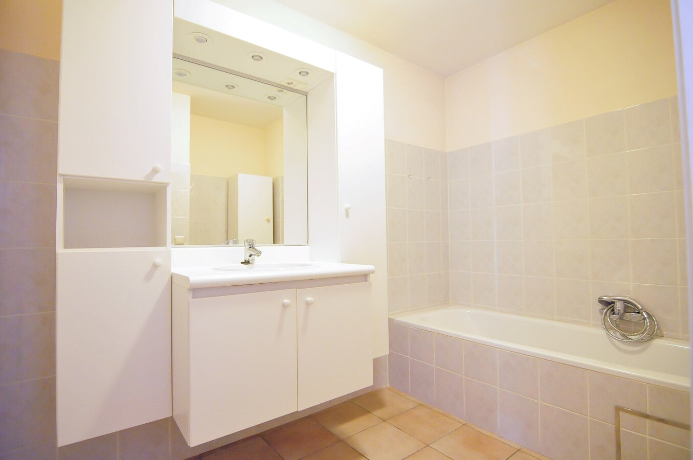 Appartement met garage centrum Avelgem 