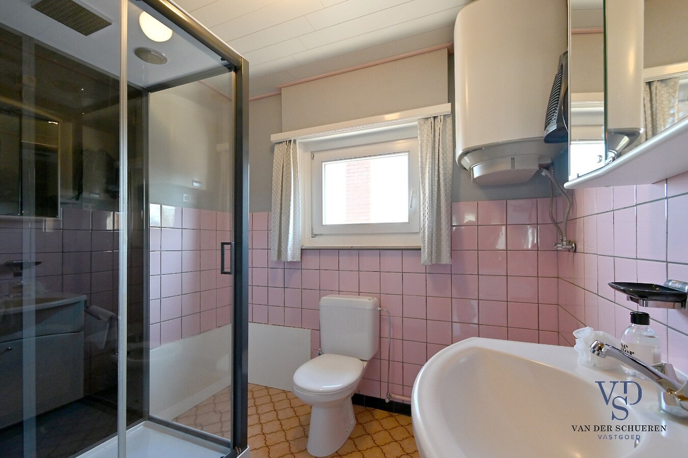 Degelijke Half Open Bebouwing 