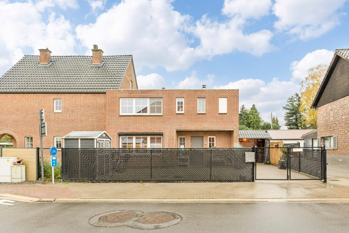 Ruime instapklare woning. 