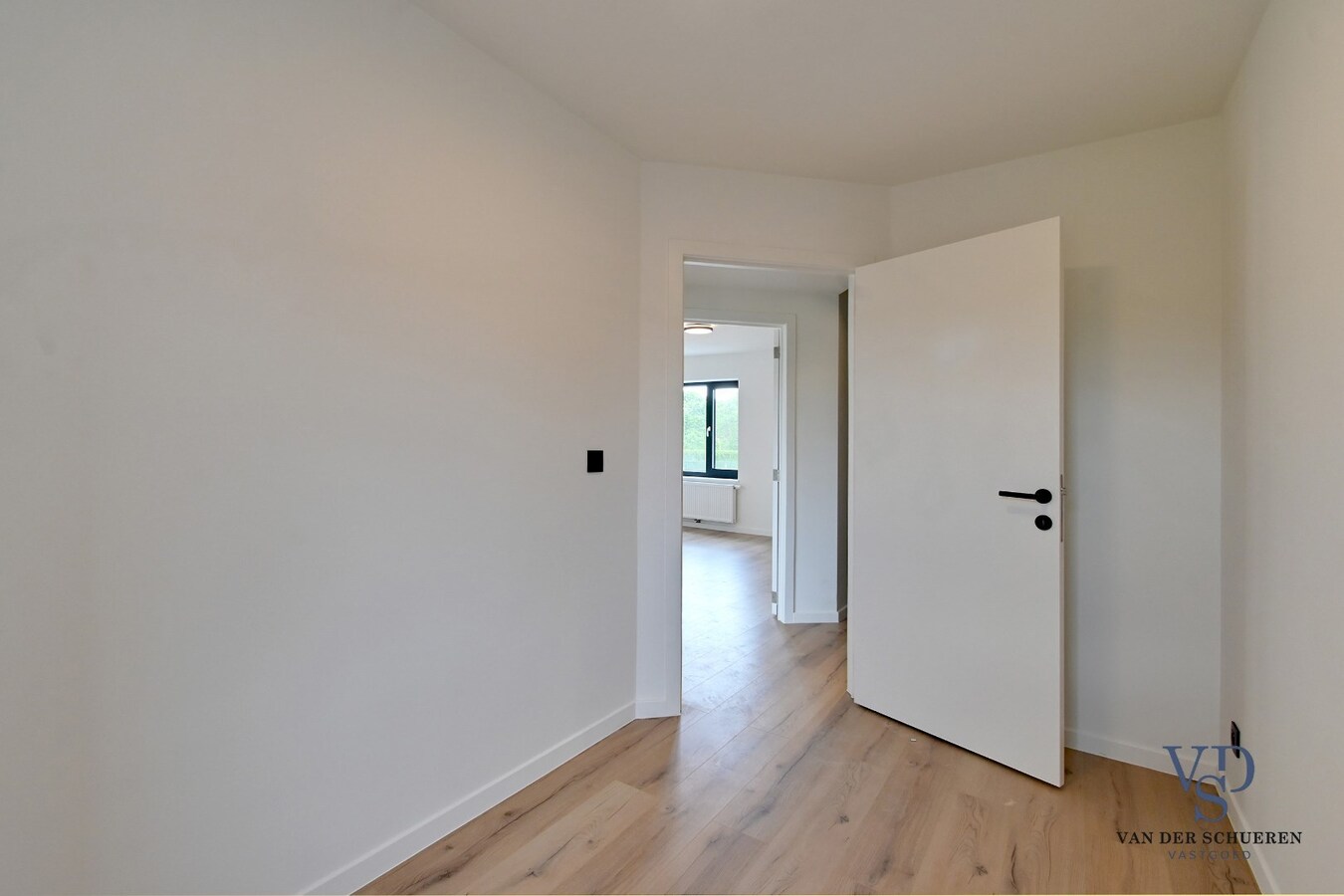 Volledig vernieuwde Half Open. 