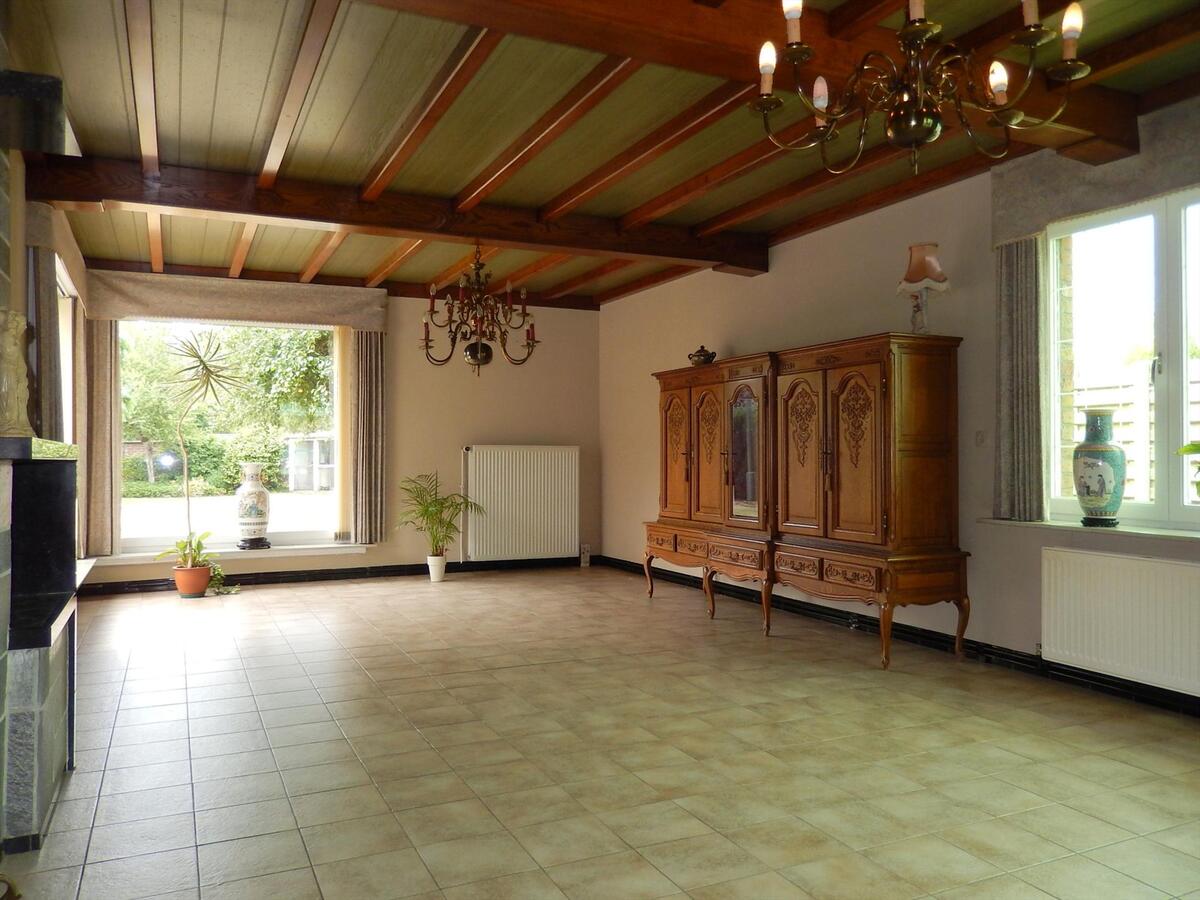 Ruime woning met veel potentieel 