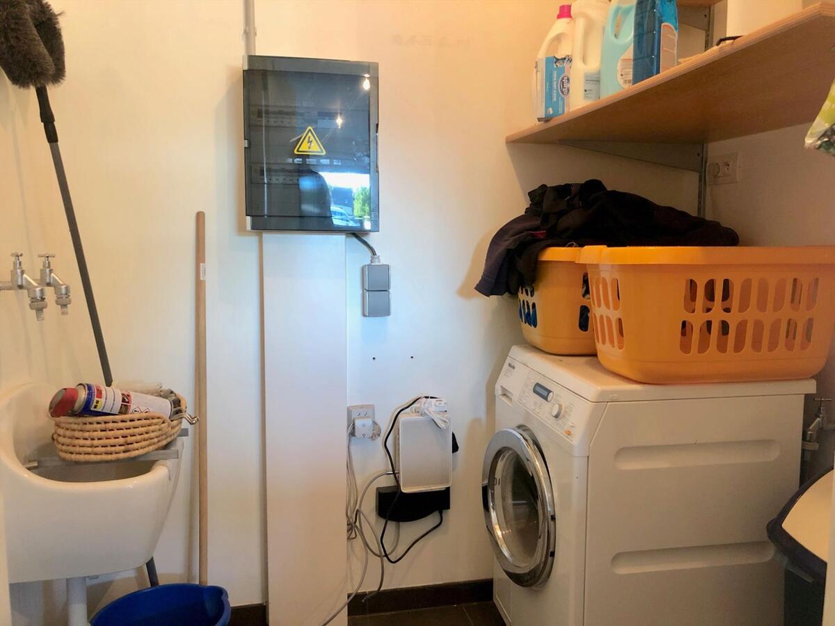 Tof appartement (residentie ‘De Hermannen’), vlakbij centrum Oudenaarde en nabij N60. 