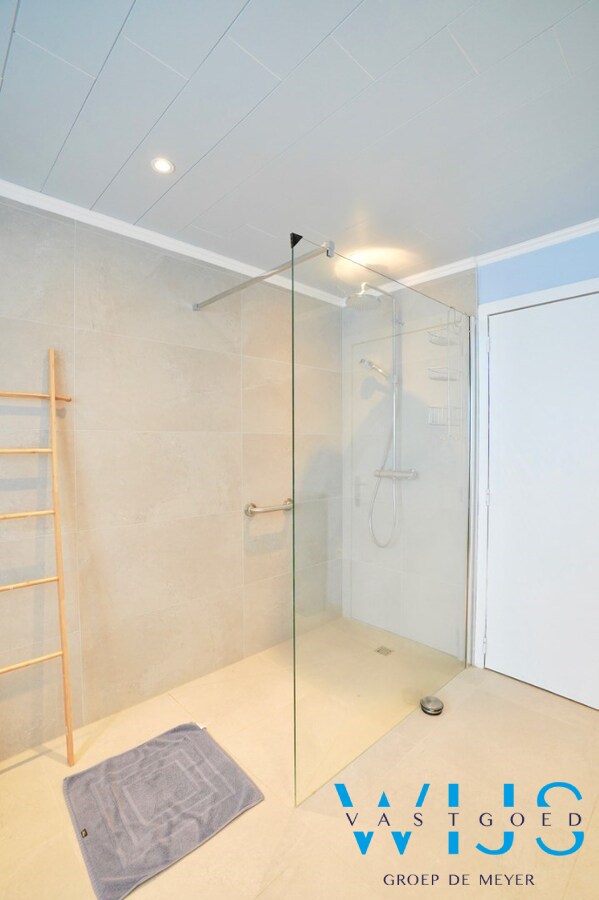 Ideaal woonhuis op TOPlocatie te Oostakker ! 