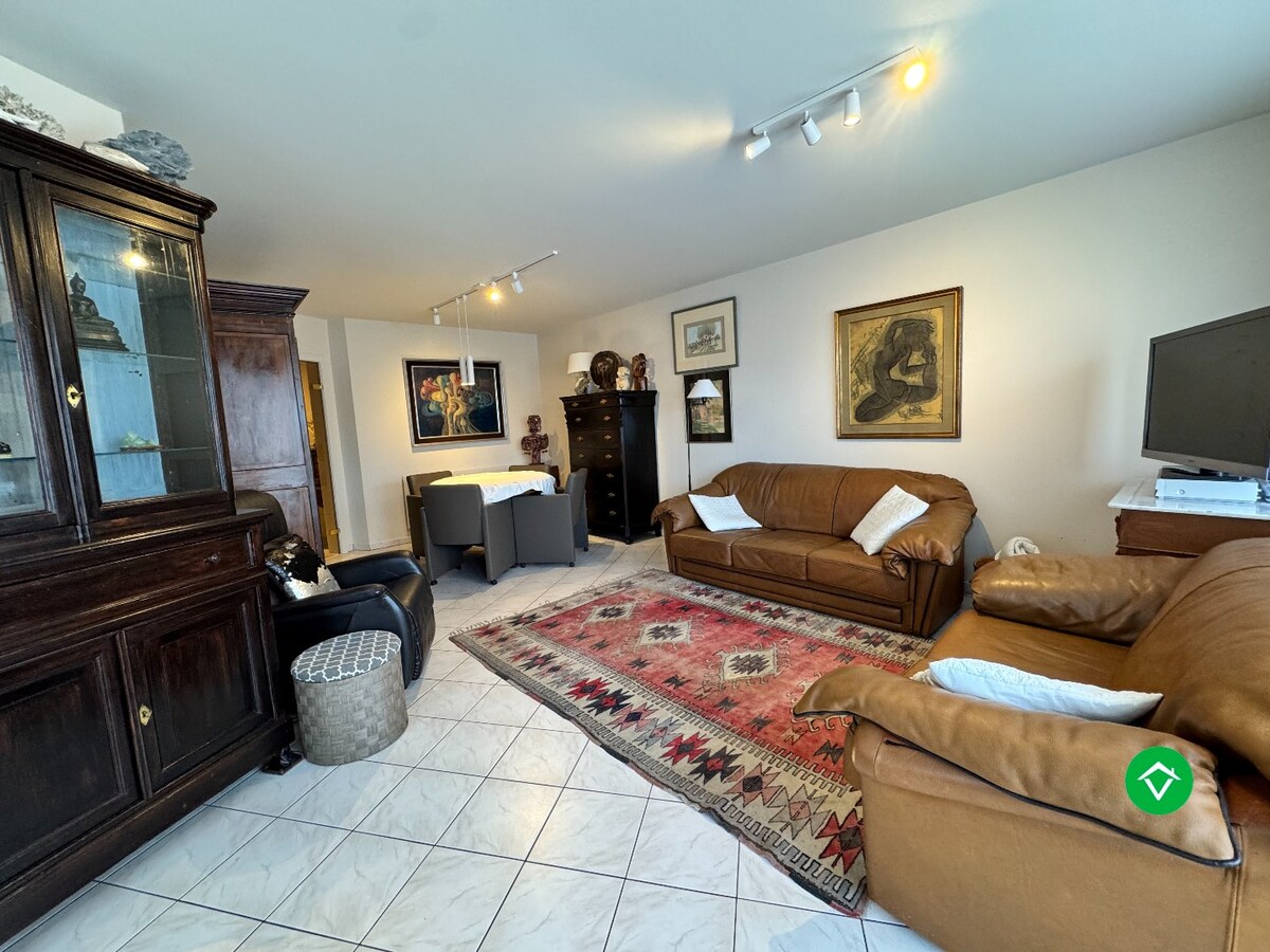 Gelijkvloers appartement met 2 slaapkamers in hartje Koekelare 