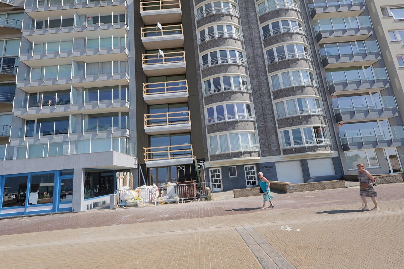 De res. Pure Sea: 7 luxe appartementen met frontaal zeezicht in Oostduinkerke. 