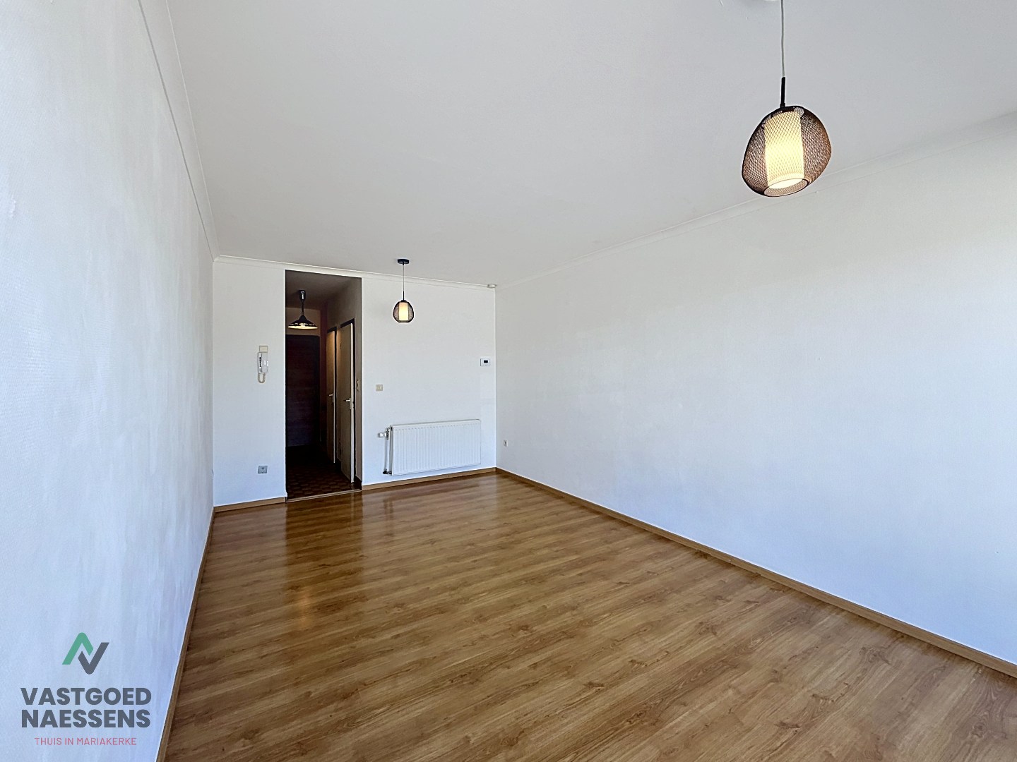 STUDIO MET SLAAPHOEK VLAKBIJ ZEEDIJK 