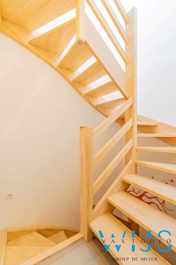 Interessant &amp; ruim duplex appartement te Ertvelde 