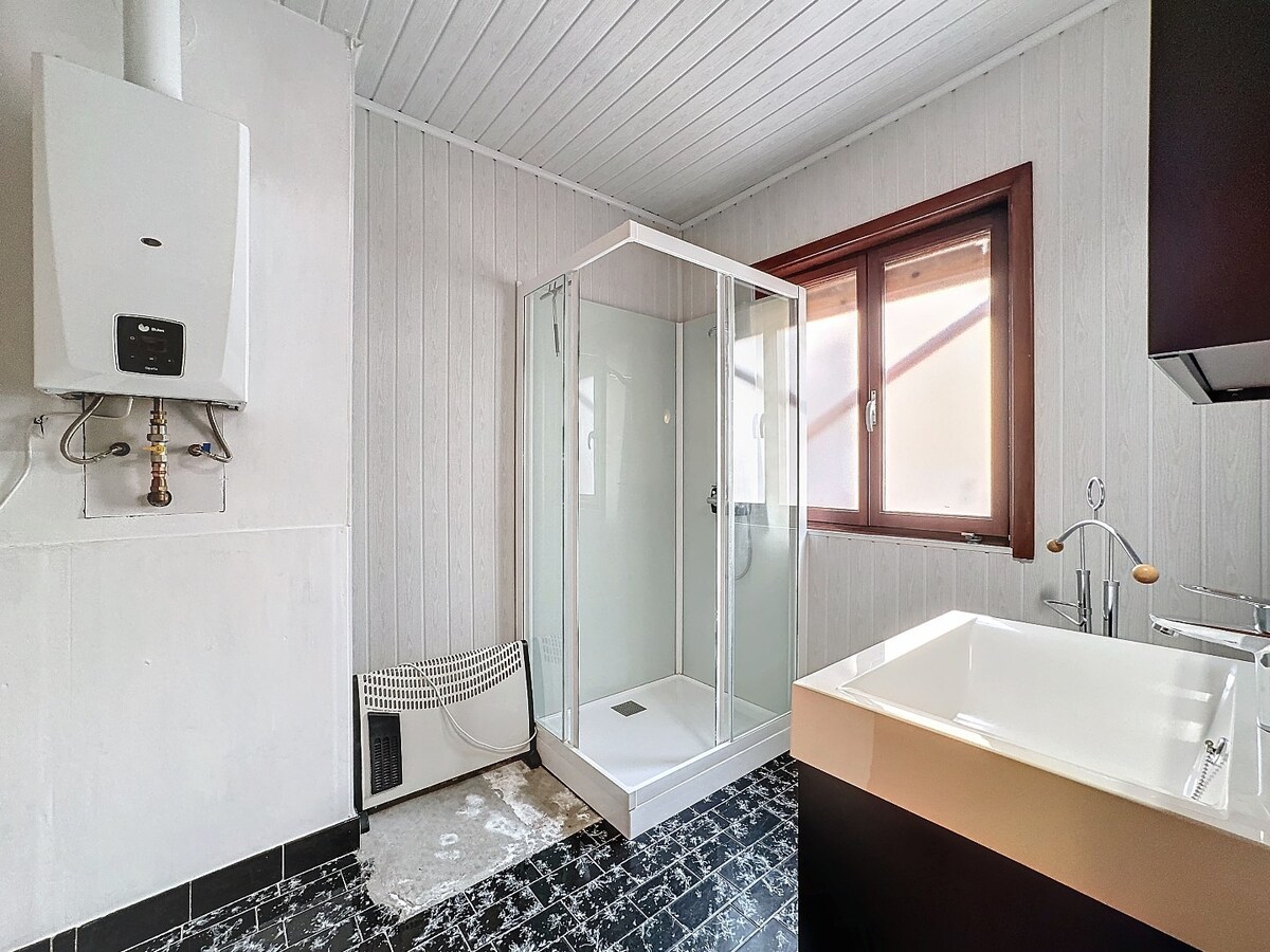 Centraal gelegen, instapklare woning met tuin te Lembeek 