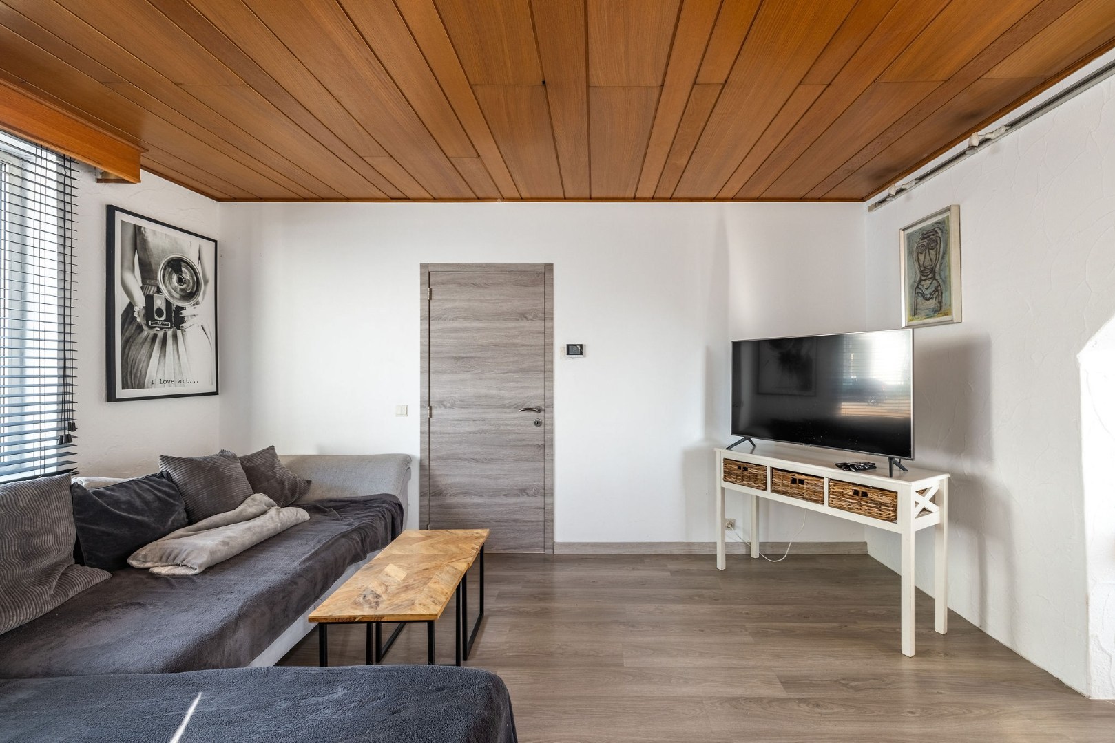 Authentieke woning met zonnige tuin, garage en bouwgrond 