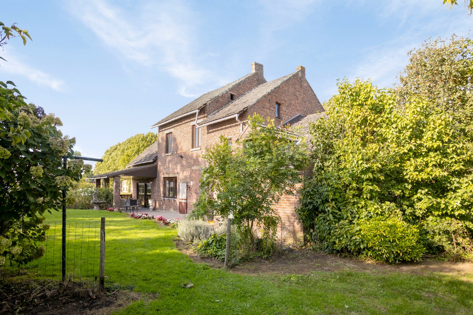 Tuin en achtergevel