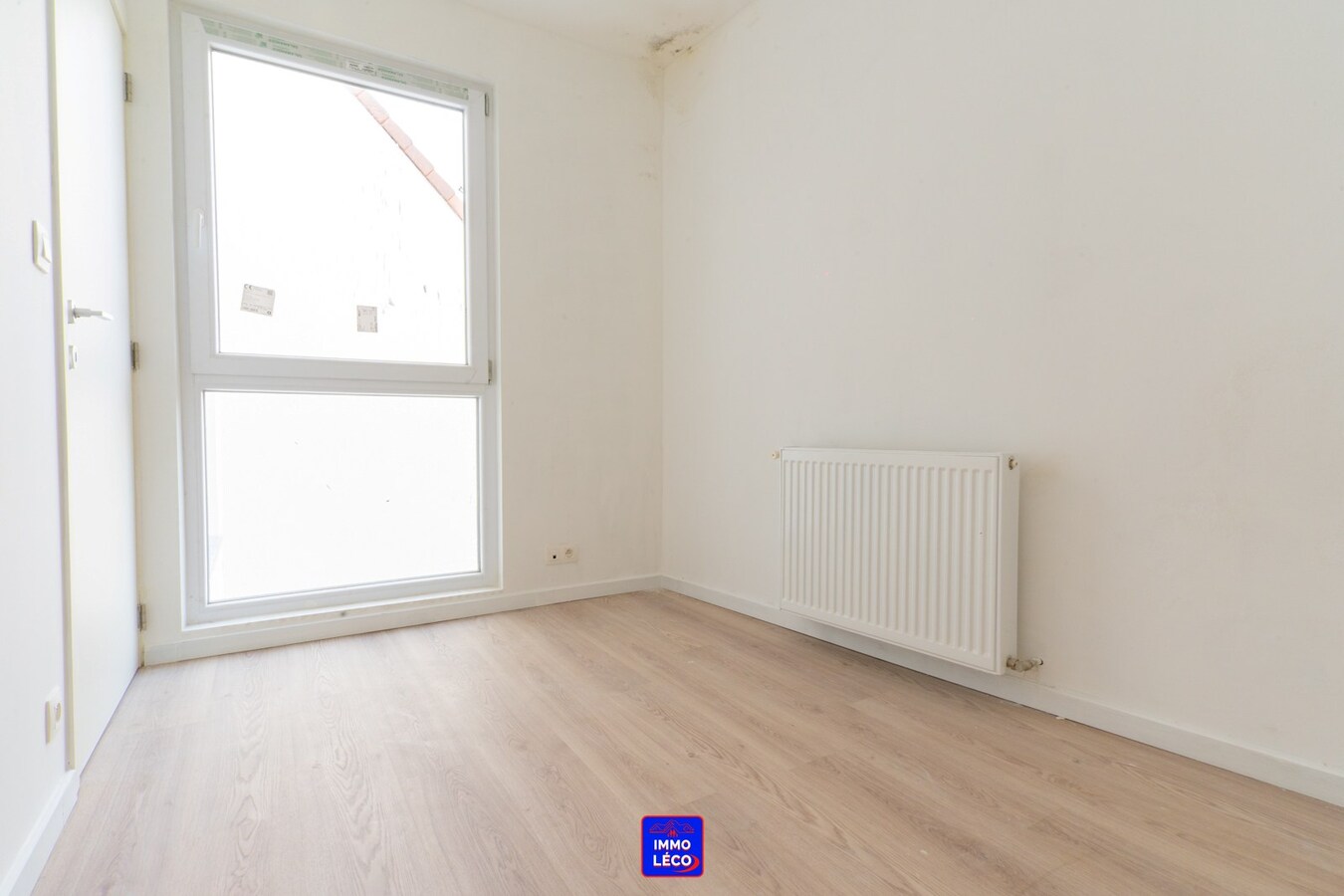 Maison neuve avec terrasse, proche du centre-ville ! 