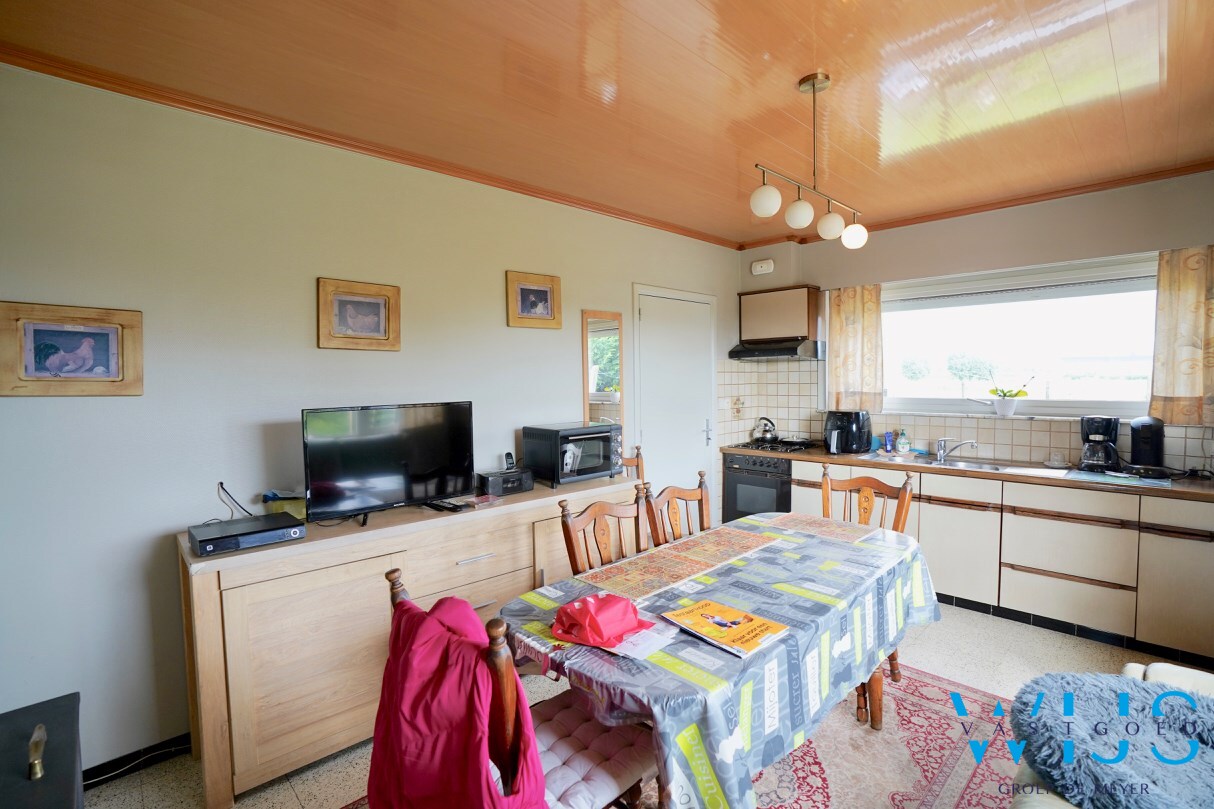 Te renoveren woonhuis op 1.526m² te Evergem ! 