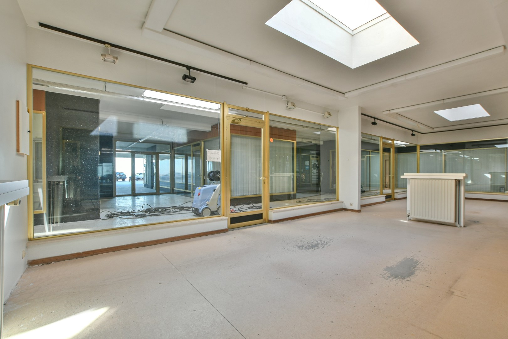 Winkelruimte op commerciële ligging te Blankenberge 